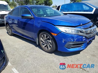 Czwarte zdjęcie samochodu z boku: 2017 HONDA CIVIC EX VIN:19XFC2F73HE021591 - miniatura