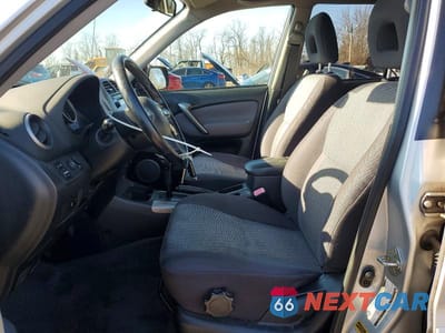 Zdjęcie 7 z 13 samochodu: 2004 TOYOTA RAV4 BASE VIN:JTEGD20V740008835 - miniatura