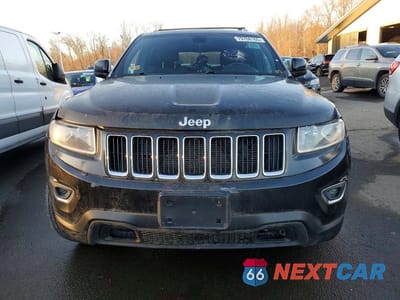 Piąte zdjęcie samochodu w środku: 2015 JEEP GRAND CHEROKEE LAREDO VIN:1C4RJFAG0FC812683 - miniatura