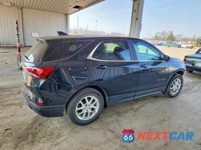 Trzecie zdjęcie samochodu z tyłu: 2022 CHEVROLET EQUINOX LT VIN:3GNAXKEV0NL284599 - miniatura