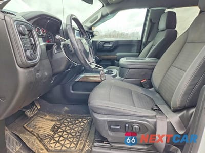 Zdjęcie 7 z 11 samochodu: 2019 CHEVROLET SILVERADO K1500 RST VIN:1GCRYEED8KZ338043 - miniatura