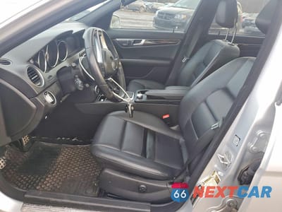 Zdjęcie 7 z 13 samochodu: 2012 MERCEDES-BENZ C 350 4MATIC VIN:WDDGF8JBXCA622721 - miniatura