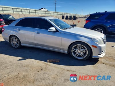 Czwarte zdjęcie samochodu z boku: 2013 MERCEDES-BENZ E 350 4MATIC VIN:WDDHF8JB7DA721681 - miniatura