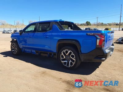 Drugie zdjęcie samochodu z przodu: 2025 CHEVROLET SILVERADO RST VIN:1GC402EL3SU406754 - miniatura