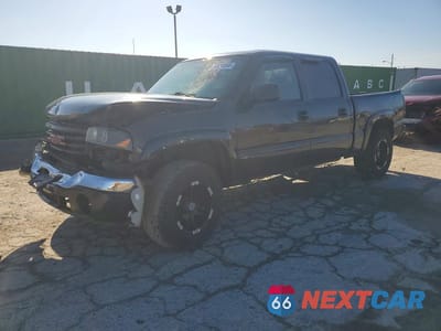 2005 GMC NEW SIERRA K1500 2GTEK13T751180651 - główne zdjęcie licytacji z USA - miniatura