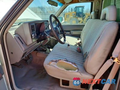 Zdjęcie 7 z 11 samochodu: 1993 GMC SIERRA K2500 VIN:1GTFK24K7PZ542648 - miniatura