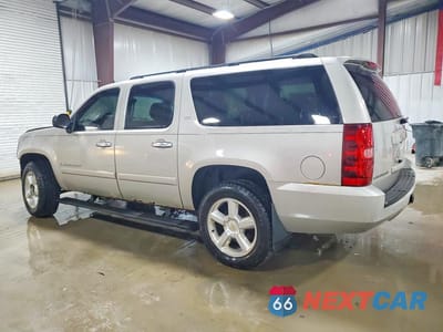 Drugie zdjęcie samochodu z przodu: 2007 CHEVROLET SUBURBAN K1500 VIN:3GNFK16377G308761 - miniatura