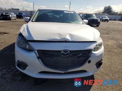 Piąte zdjęcie samochodu w środku: 2016 MAZDA 3 SPORT VIN:3MZBM1J76GM272815 - miniatura