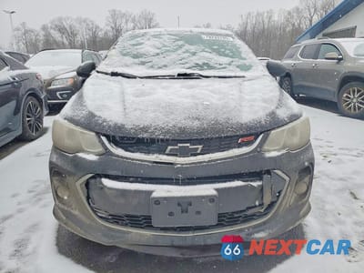 Piąte zdjęcie samochodu w środku: 2017 CHEVROLET SONIC LT VIN:1G1JD5SBXH4170643 - miniatura