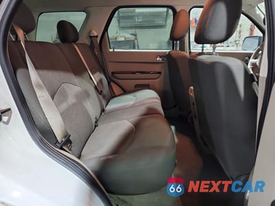 Zdjęcie 10 z 11 samochodu: 2008 MAZDA TRIBUTE S VIN:4F2CZ06108KM28654 - miniatura