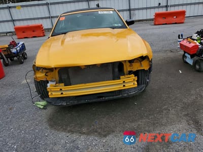 Piąte zdjęcie samochodu w środku: 2012 FORD MUSTANG VIN:1ZVBP8EM6C5210461 - miniatura