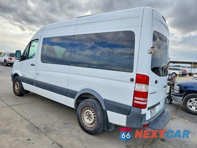 Drugie zdjęcie samochodu z przodu: 2015 MERCEDES BENZ SPRINTER DELIVERY VAN VIN:WDZPE7CC7FP125639 - miniatura