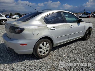 Trzecie zdjęcie samochodu z tyłu: 2009 MAZDA 3 I VIN:JM1BK32G991257230 - miniatura