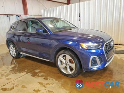 Czwarte zdjęcie samochodu z boku: 2023 AUDI Q5 PREMIUM PLUS 45 VIN:WA1EAAFY7P2171665 - miniatura