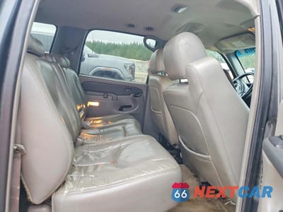 Zdjęcie 11 z 13 samochodu: 2003 GMC YUKON XL K2500 VIN:3GKGK26G83G228647 - miniatura