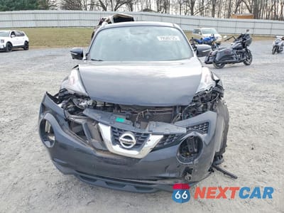 Piąte zdjęcie samochodu w środku: 2015 NISSAN JUKE SL VIN:JN8AF5MR8FT503781 - miniatura
