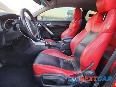 Zdjęcie 7 z 12 samochodu: 2010 HYUNDAI GENESIS COUPE 2.0T VIN:KMHHT6KD8AU003778 - miniatura