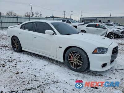 Czwarte zdjęcie samochodu z boku: 2013 DODGE CHARGER SRT-8 VIN:2C3CDXEJ6DH681024 - miniatura