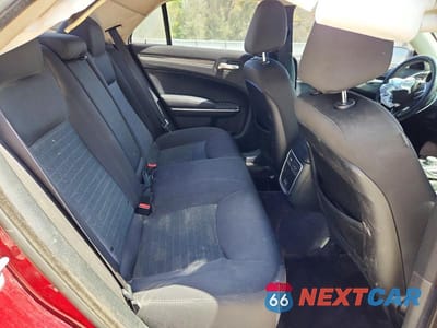Zdjęcie 10 z 12 samochodu: 2018 CHRYSLER 300 TOURING VIN:2C3CCAAG3JH191601 - miniatura