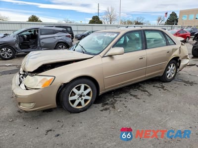 2000 TOYOTA AVALON XLS 4T1BF28B9YU108156 - główne zdjęcie licytacji z USA - miniatura