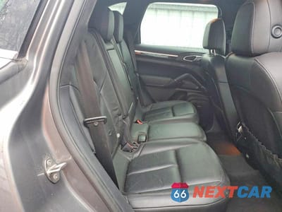 Zdjęcie 10 z 11 samochodu: 2012 PORSCHE CAYENNE S VIN:WP1AB2A26CLA41566 - miniatura