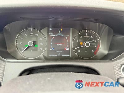 Zdjęcie 8 z 14 samochodu: 2019 LAND ROVER RANGE ROVER VELAR VIN:SALYA2EX8KA217447 - miniatura