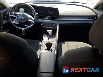 Zdjęcie 8 z 12 samochodu: 2023 HYUNDAI ELANTRA SEL VIN:KMHLS4AGXPU464969 - miniatura