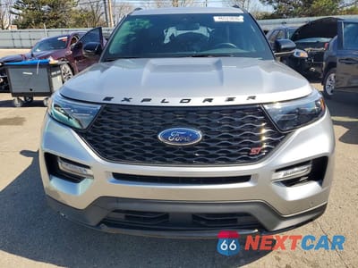 Piąte zdjęcie samochodu w środku: 2024 FORD EXPLORER ST VIN:1FM5K8GC2RGA00225 - miniatura