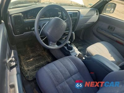 Zdjęcie 8 z 11 samochodu: 2000 TOYOTA TACOMA PRERUNNER V6 VIN:4TASN92N5YZ587046 - miniatura