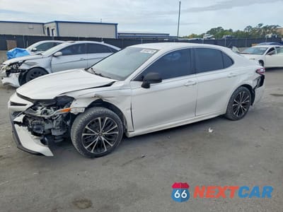 2018 TOYOTA CAMRY LE 4T1B11HK0JU569891 - główne zdjęcie licytacji z USA - miniatura