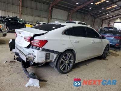 Trzecie zdjęcie samochodu z tyłu: 2021 CHEVROLET MALIBU LT VIN:1G1ZD5ST7MF050311 - miniatura