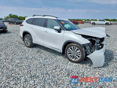 Czwarte zdjęcie samochodu z boku: 2025 TOYOTA HIGHLANDER HYBRID PLATINUM VIN:5TDEBRCH3SS688078 - miniatura