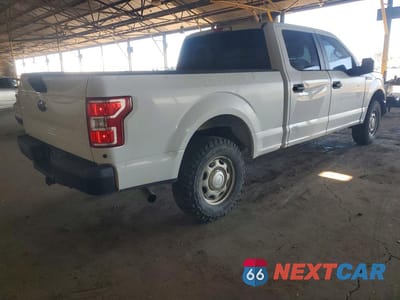 Trzecie zdjęcie samochodu z tyłu: 2019 FORD F150 4WD 5.0L V8 FFV CREW CAB VIN:1FTFW1E52KFA22259 - miniatura