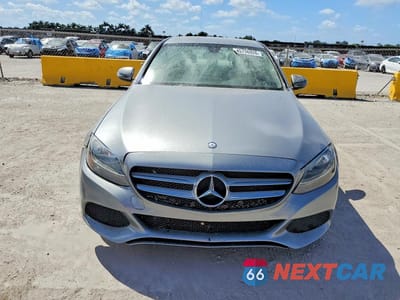 Piąte zdjęcie samochodu w środku: 2016 MERCEDES-BENZ C 300 VIN:55SWF4JB5GU163589 - miniatura