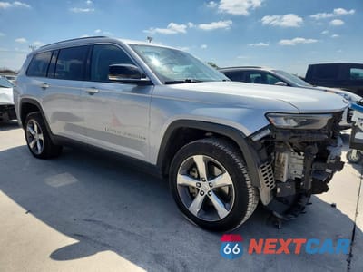 Czwarte zdjęcie samochodu z boku: 2021 JEEP GRAND CHEROKEE L LIMITED VIN:1C4RJJBG5M8126348 - miniatura