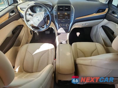 Zdjęcie 8 z 15 samochodu: 2015 LINCOLN MKC VIN:5LMCJ2A94FUJ19795 - miniatura