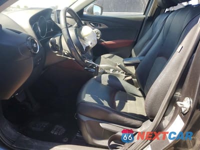 Zdjęcie 7 z 13 samochodu: 2016 MAZDA CX-3 GRAND TOURING VIN:JM1DKBD76G0111645 - miniatura