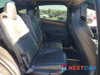 Zdjęcie 10 z 12 samochodu: 2017 TESLA MODEL X VIN:5YJXCAE27HF076706 - miniatura