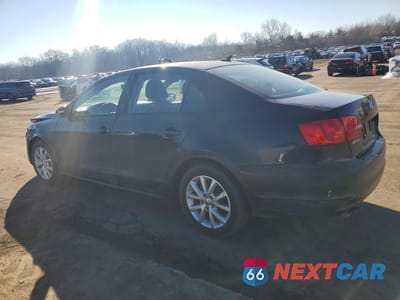 Drugie zdjęcie samochodu z przodu: 2011 VOLKSWAGEN JETTA SE VIN:3VWDX7AJ9BM013386 - miniatura
