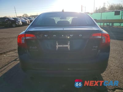 Zdjęcie 6 z 12 samochodu: 2013 VOLVO S60 T5 VIN:YV1612FH4D1223619 - miniatura