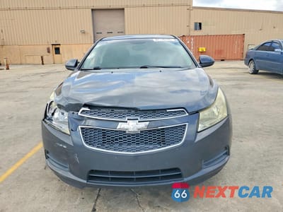 Piąte zdjęcie samochodu w środku: 2013 CHEVROLET CRUZE LT VIN:1G1PC5SB1D7169788 - miniatura