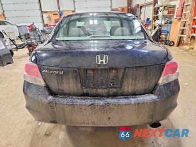 Zdjęcie 6 z 13 samochodu: 2009 HONDA ACCORD EX VIN:1HGCP26779A806810 - miniatura