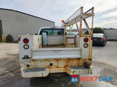 Zdjęcie 6 z 11 samochodu: 2015 FORD F350 SUPER DUTY VIN:1FD8X3A63FEC57518 - miniatura