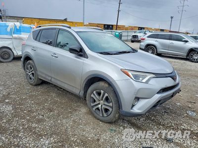 Czwarte zdjęcie samochodu z boku: 2018 TOYOTA RAV4 LE VIN:2T3ZFREVXJW515101 - miniatura