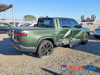 Trzecie zdjęcie samochodu z tyłu: 2025 RIVIAN R1T PREMIUM VIN:7FCTGCAP2SN038240 - miniatura