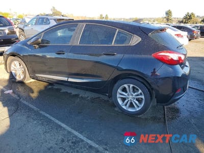 Drugie zdjęcie samochodu z przodu: 2019 CHEVROLET CRUZE LS VIN:3G1BC6SM6KS588624 - miniatura