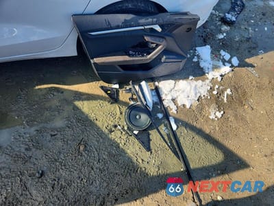 Zdjęcie 12 z 13 samochodu: 2024 AUDI A3 PREMIUM VIN:WAUGUDGY1RA067233 - miniatura