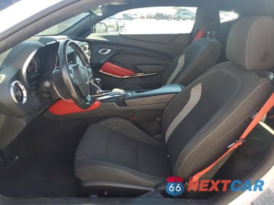 Zdjęcie 7 z 12 samochodu: 2021 CHEVROLET CAMARO LS VIN:1G1FA1RS9M0121982 - miniatura