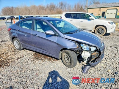 Czwarte zdjęcie samochodu z boku: 2017 HYUNDAI ACCENT SE VIN:KMHCT4AE3HU280115 - miniatura