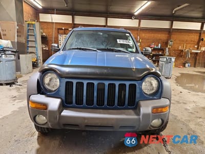 Piąte zdjęcie samochodu w środku: 2004 JEEP LIBERTY SPORT VIN:1J4GL48K14W185031 - miniatura